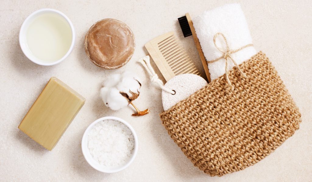 organic-body-care-products-concept-of-zero-waste-SCKWZ85.jpg